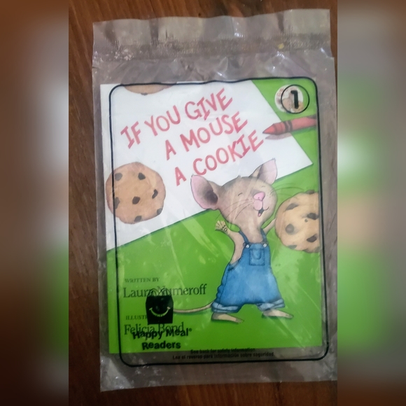 2/$20 Happy Meal Readers "If You Give A Mouse A Cookie" Book - Picture 1 of 2